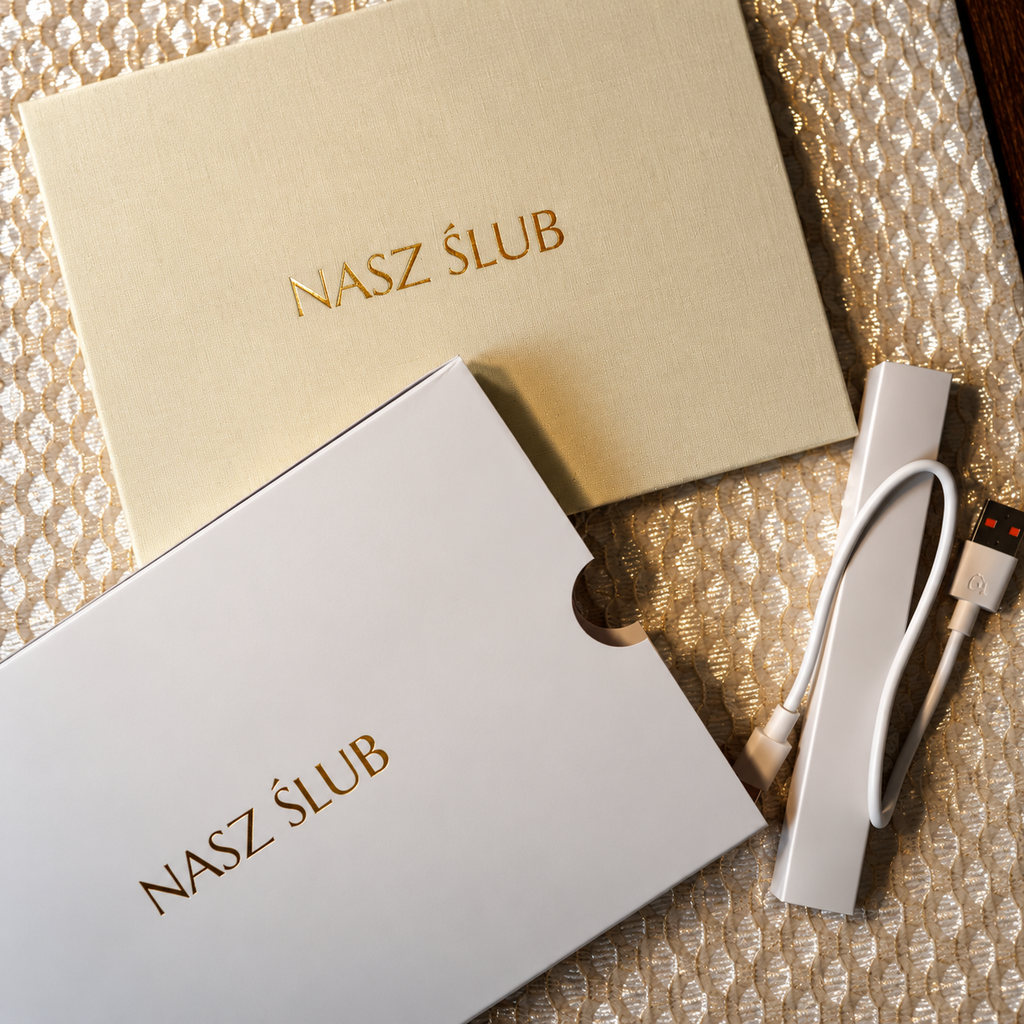 NASZ ŚLUB – Księga Żywych Wspomnień z Twoim filmem ślubnym